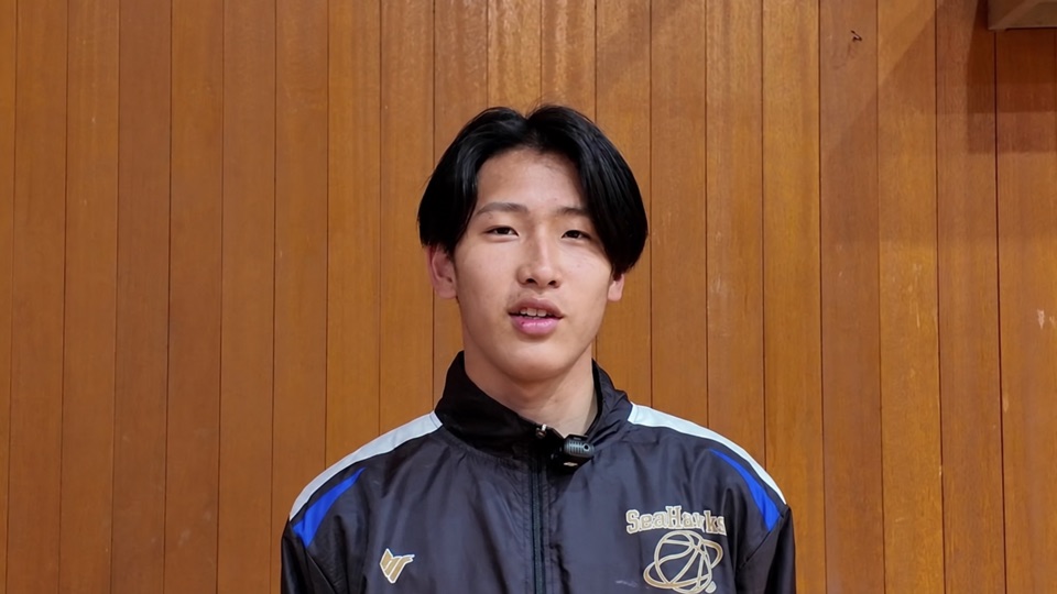 卒業生インタビューで話す武田理一さん